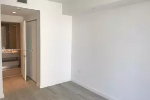 55 SW 9th St, Miami, FL 33130 - Photo 9