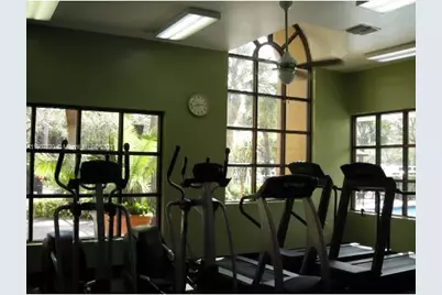 2550 SW 18th Ter #2105, Fort Lauderdale, FL 33315 - Photo 3