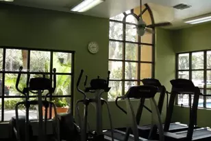 2550 SW 18th Terrace, Fort Lauderdale, FL 33315 - Photo 3