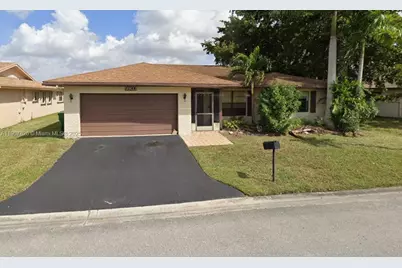 9803 NW 75th Ct, Tamarac, FL 33321 - Photo 1