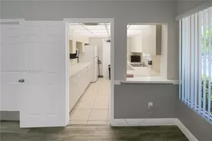 10208 NW 24th Pl, Sunrise, FL 33322 - Photo 33