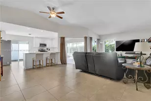 662 SE 27th Dr, Homestead, FL 33033 - Photo 11