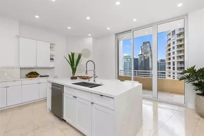 808 Brickell Key Dr #3901, Miami, FL 33131 - Photo 15