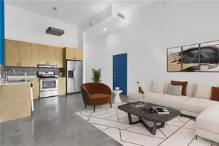 761 NW 1st St, Miami, FL 33128 - Photo 1