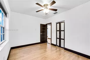 8335 E Crespi Blvd, Miami Beach, FL 33141 - Photo 11