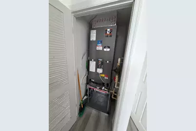 140 S Dixie Hwy #807, Hollywood, FL 33020 - Photo 9