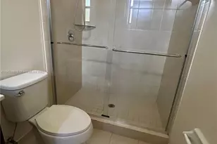 9336 W 33rd Ave, Hialeah, FL 33018 - Photo 23