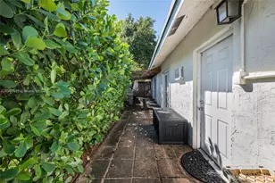 5830 Park Rd, Dania Beach, FL 33312 - Photo 25