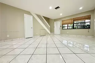 10554 NW 3rd St, Pembroke Pines, FL 33026 - Photo 21