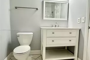 10554 NW 3rd St, Pembroke Pines, FL 33026 - Photo 35