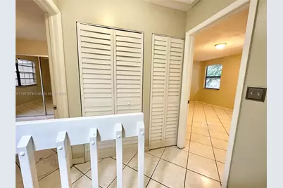 10554 NW 3rd St, Pembroke Pines, FL 33026 - Photo 41