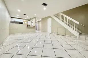 10554 NW 3rd St, Pembroke Pines, FL 33026 - Photo 25