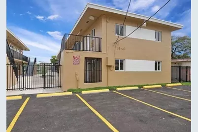 1940 Washington Ave #15, Opa-Locka, FL 33054 - Photo 17