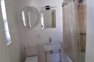 4035 N Meridian Ave, Miami Beach, FL 33140 - Photo 17