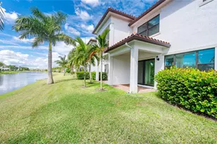 11670 SW 13th Ln, Pembroke Pines, FL 33025 - Photo 11