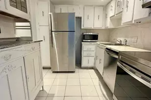 20301 W Country Club Dr, Aventura, FL 33180 - Photo 9