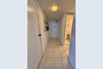 20301 W Country Club Dr #1421, Aventura, FL 33180 - Photo 19