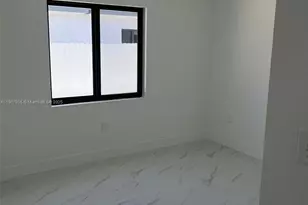 11980 SW 213th St, Miami, FL 33177 - Photo 9
