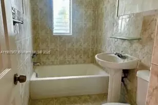 821 W 39th St, Miami Beach, FL 33140 - Photo 3