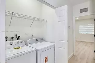 4412 Woodland Cir, Tamarac, FL 33319 - Photo 9