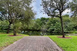 4412 Woodland Cir, Tamarac, FL 33319 - Photo 23