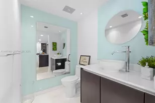 665 NE 25th St, Miami, FL 33137 - Photo 35