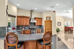 2710 Walkers Way, Weston, FL 33331 - Photo 19