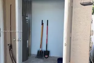 1141 SW 111th Way, Davie, FL 33324 - Photo 19