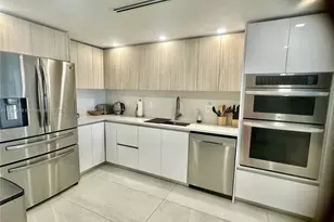 100 Bayview Dr, Sunny Isles Beach, FL 33160 - Photo 9