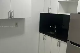 [Address not provided], Miami, FL 33165 - Photo 3