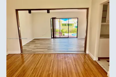 8431 SW 28th St, Miami, FL 33155 - Photo 9