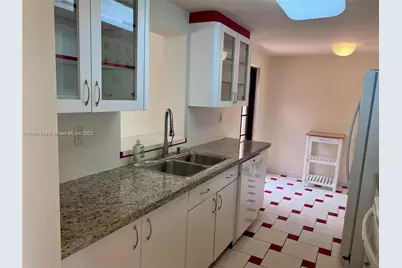 8431 SW 28th St, Miami, FL 33155 - Photo 17