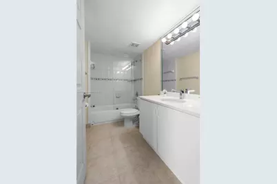 2475 NW 16th St Rd #616, Miami, FL 33125 - Photo 27