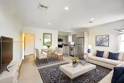 322 Oklahoma St, Hollywood, FL 33019 - Photo 5