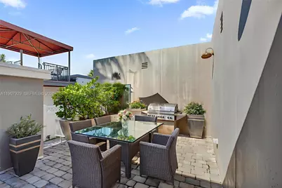 322 Oklahoma St, Hollywood, FL 33019 - Photo 9