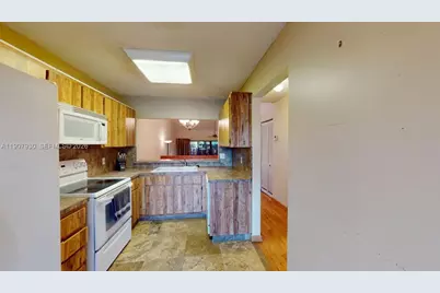 4222 SW 87th Ter, Davie, FL 33328 - Photo 37