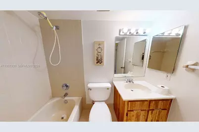 4222 SW 87th Ter, Davie, FL 33328 - Photo 25