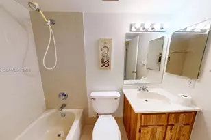 4222 SW 87th Terrace, Davie, FL 33328 - Photo 25