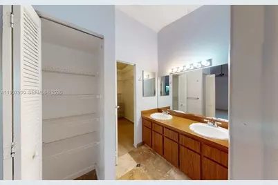 4222 SW 87th Ter, Davie, FL 33328 - Photo 63