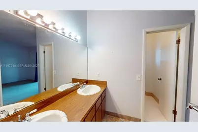 4222 SW 87th Ter, Davie, FL 33328 - Photo 65