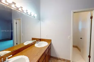 4222 SW 87th Terrace, Davie, FL 33328 - Photo 65