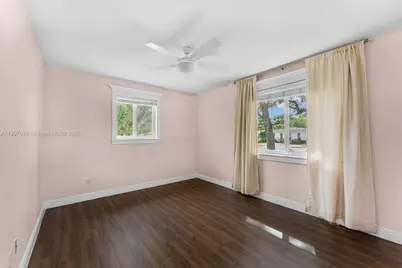 7485 SW 159th Ter, Palmetto Bay, FL 33157 - Photo 17