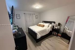 8607 SW 68th Ct, Pinecrest, FL 33156 - Photo 7