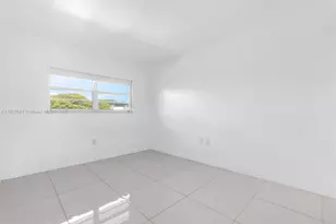 1690 NE 191st St, Miami, FL 33179 - Photo 15