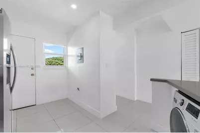 1690 NE 191st St #309-1, Miami, FL 33179 - Photo 9