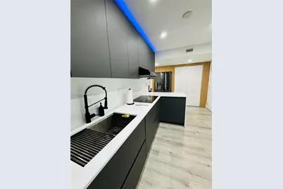 1555 W 44th Pl #214D, Hialeah, FL 33012 - Photo 3