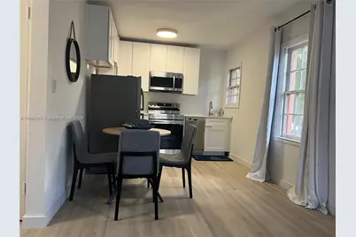 421 75th St #3, Miami Beach, FL 33141 - Photo 5