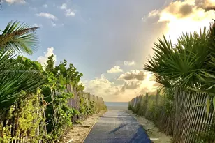 421 75th St, Miami Beach, FL 33141 - Photo 21