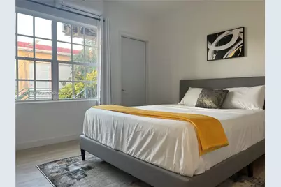 421 75th St #3, Miami Beach, FL 33141 - Photo 9