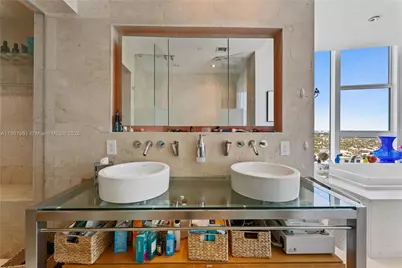 6000 Indian Creek Dr #PH 2501, Miami Beach, FL 33140 - Photo 21
